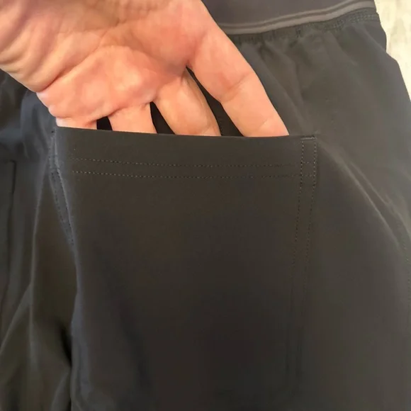 🍋lululemon Swift High-Rise Wide-Leg Pant Logo Waistband 10 Like New! - Picture 7 of 9